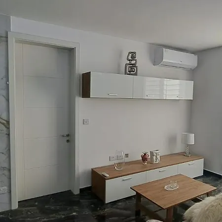 Primrose Lux Loft Apartment *